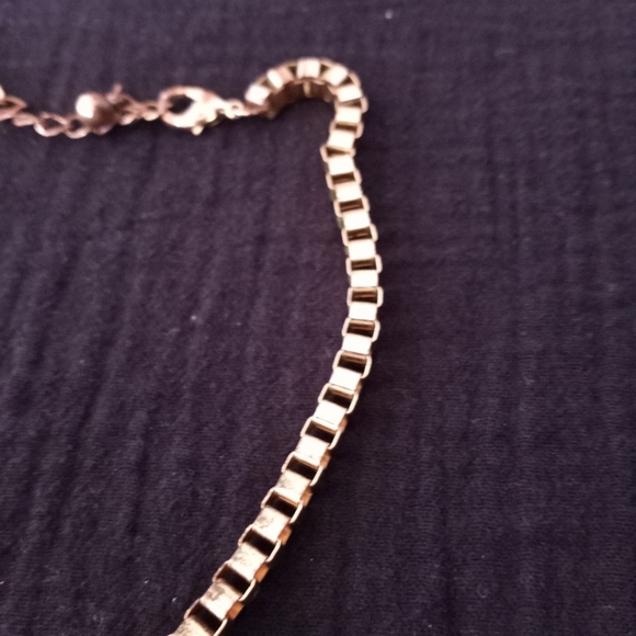 Blue Chunky Beaded Necklace with Gold Box Chain - Picture 6 of 9